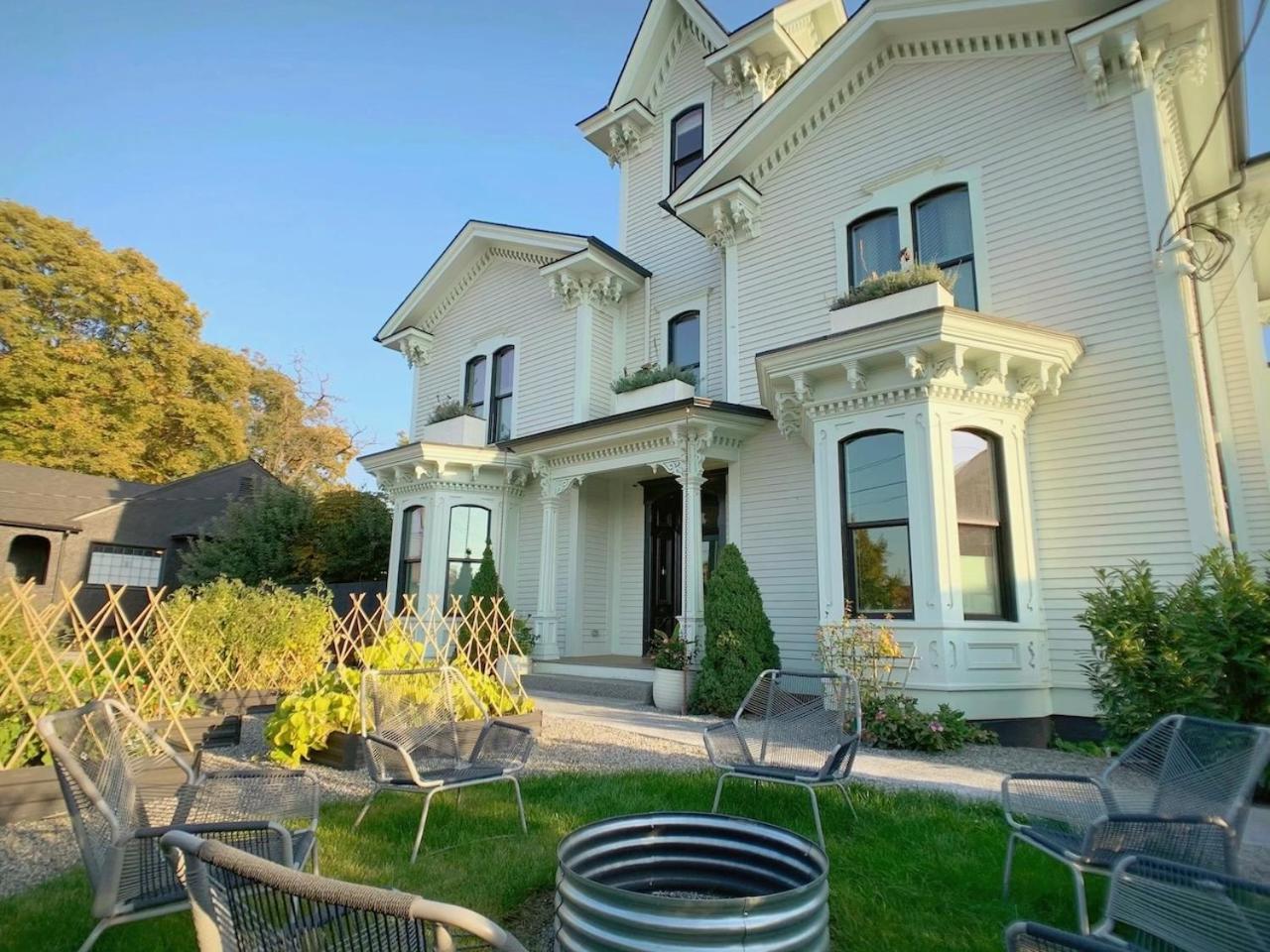 The Wesley Walla Walla Exterior photo